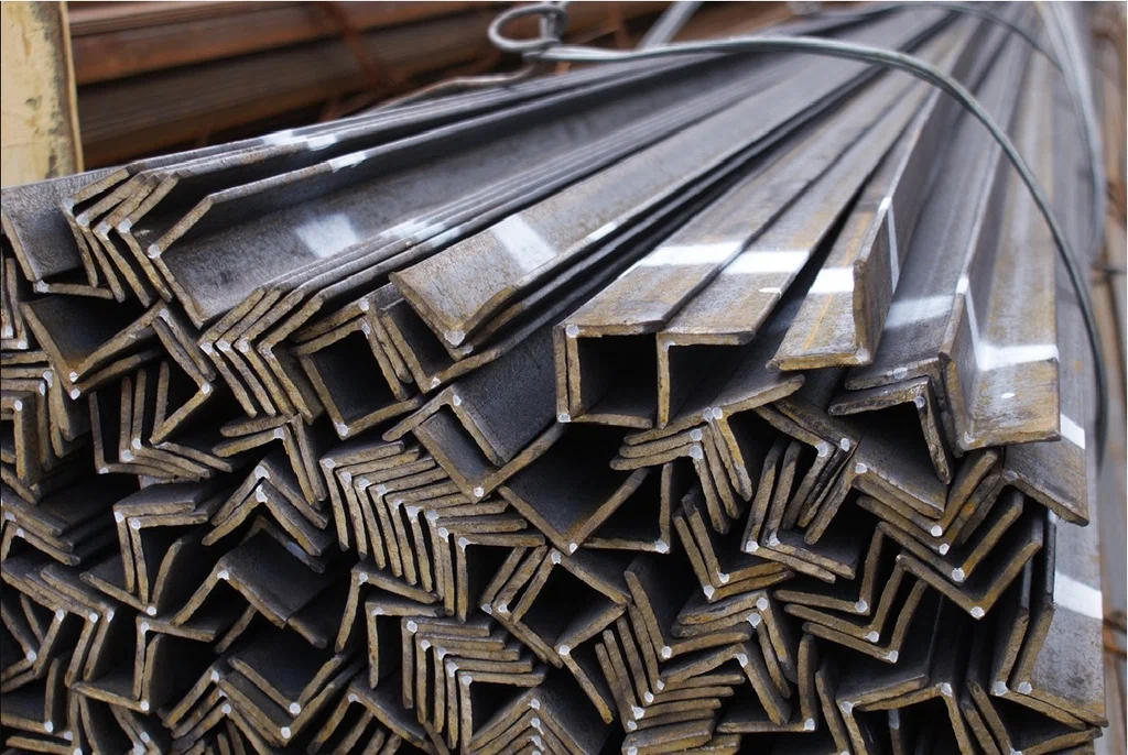 شراء السكراب حديد خردة بالرياض